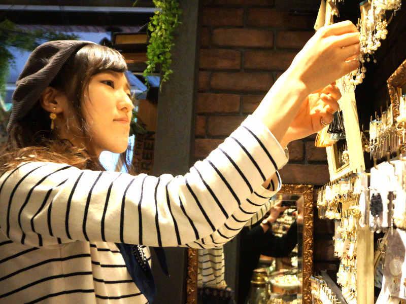 欧州航路　神戸ハーバーランド店の仕事画像3