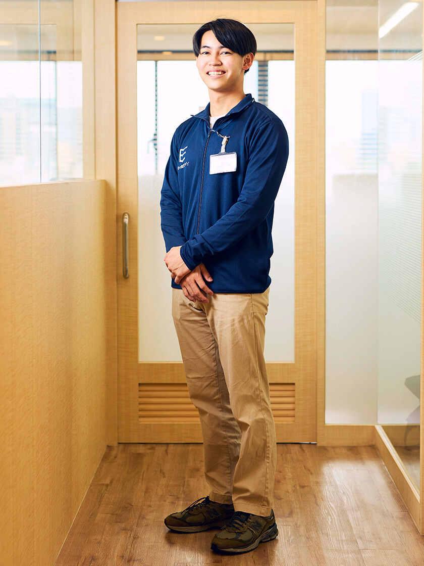 栄光の個別ビザビ 北千住校の制服2