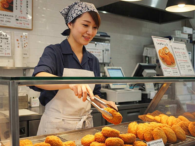 京都コロッケ屋　円町店の仕事画像2