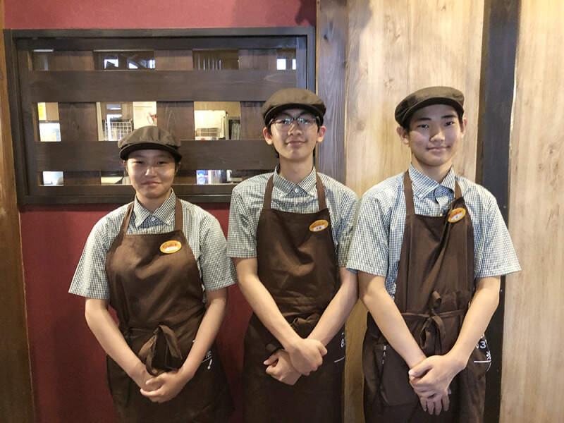 株式会社BUN CORPORATION びっくりドンキー：小倉中津口店の仕事画像3