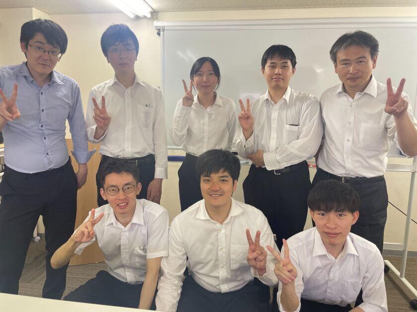 アイスペックグループ株式会社の制服1