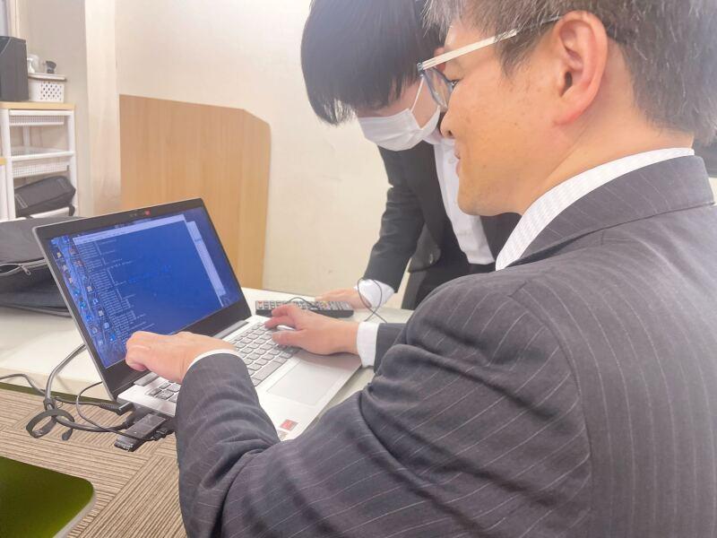 アイスペックグループ株式会社の制服1