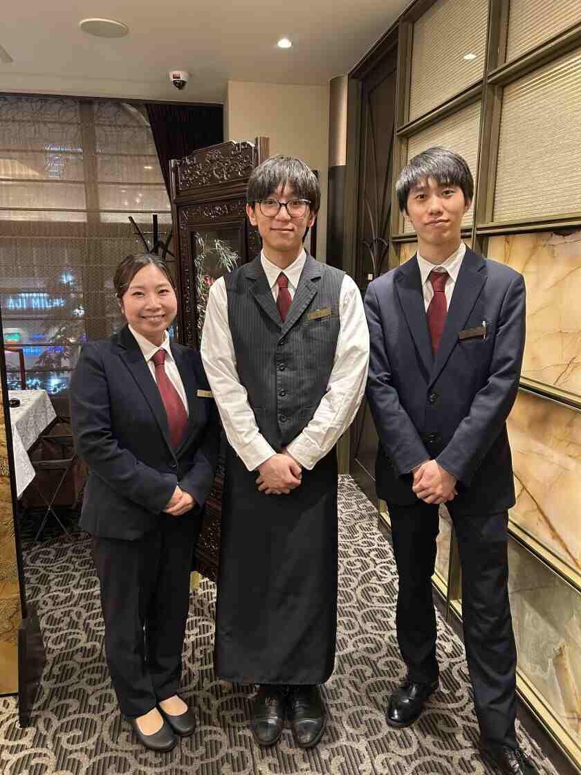 中国料理　王宮の制服1