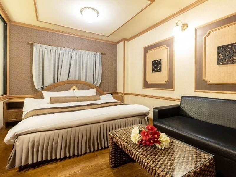 ホテル チャペルココナッツ 亀山の仕事画像3