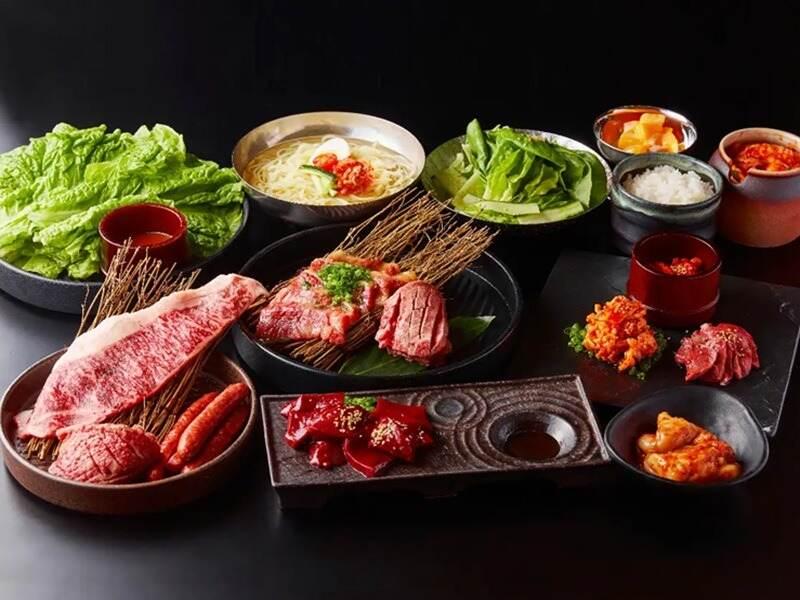 近江焼肉ホルモンすだく・草津駅前店の仕事画像2