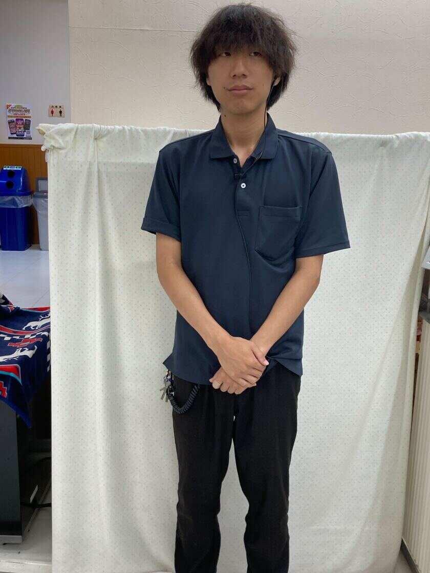 株式会社本山商事 パチンコ松戸屋の制服1