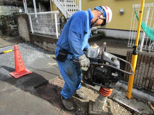 無免許からでもOK！普通免許から国家資格まで支援・道路舗装工事(建築・土木、所沢市)のイメージ画像