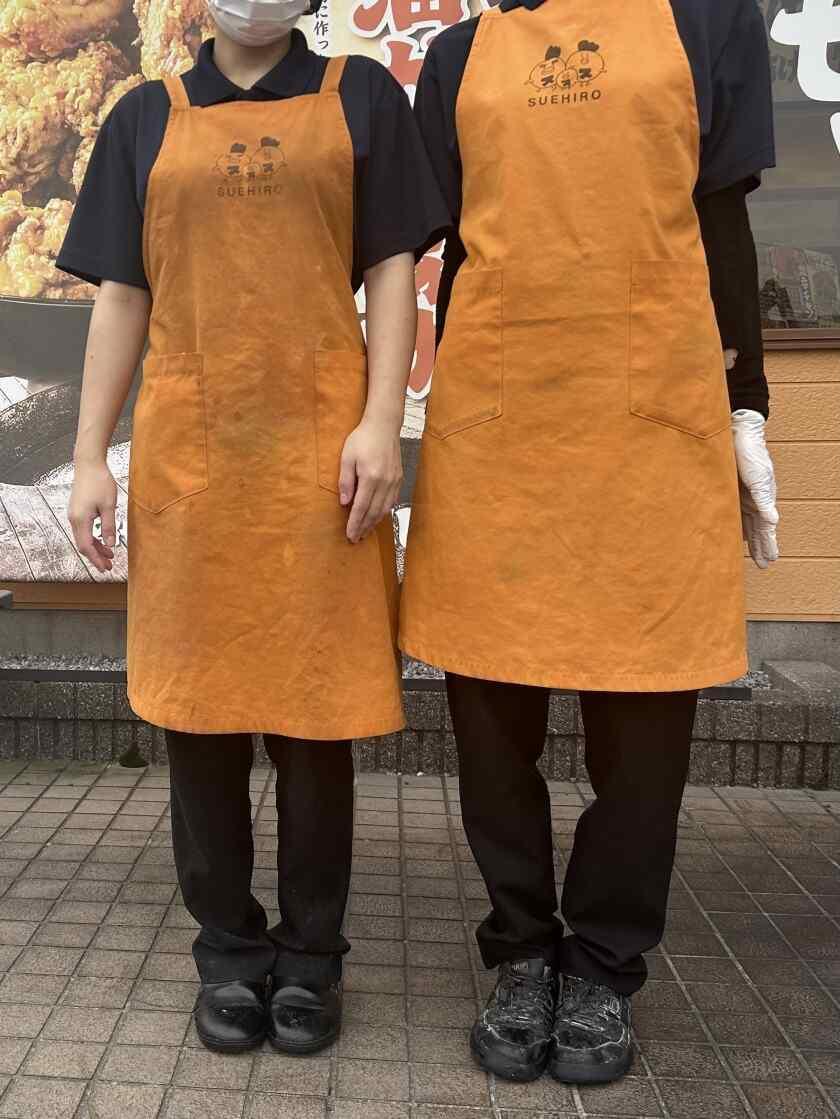 名代からあげ商店スエヒロの制服2