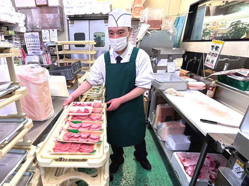 株式会社しげのや　しげのや光風台店の制服1