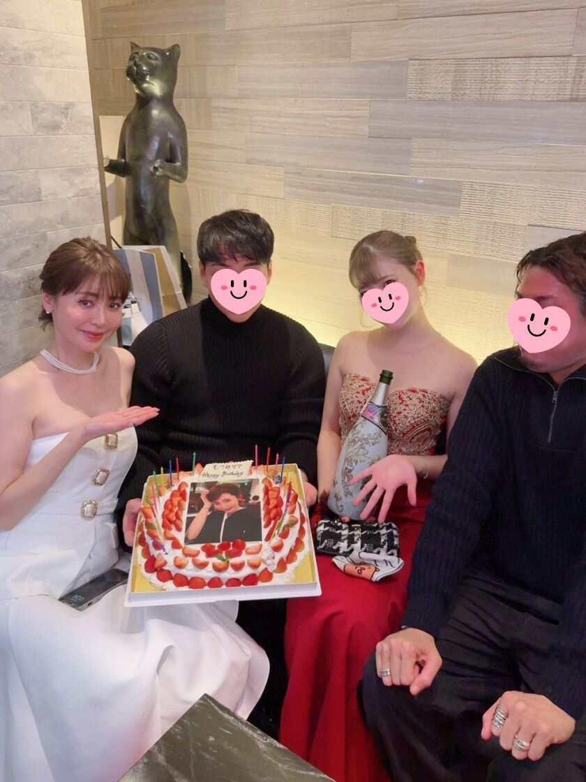 ラウンジDaisyの制服5