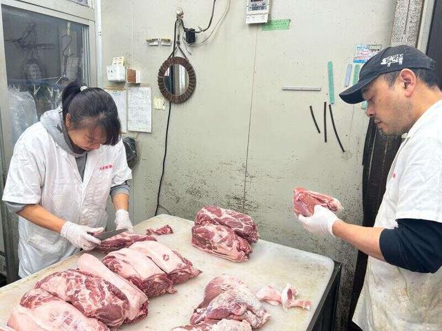 女性活躍中！良い意味でのゆるさが魅力です♪お肉の加工/配送(軽作業・物流、八王子市)のイメージ画像