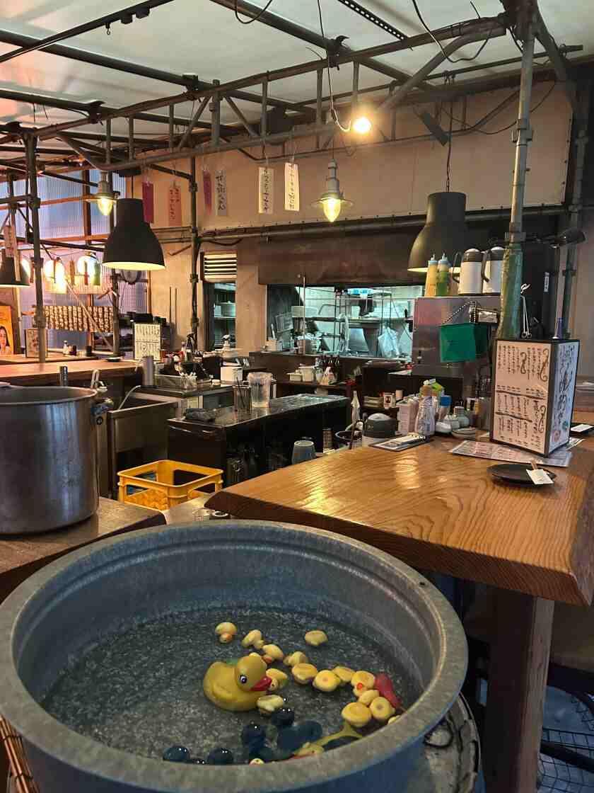 とり屋台清川本店　福岡の制服5