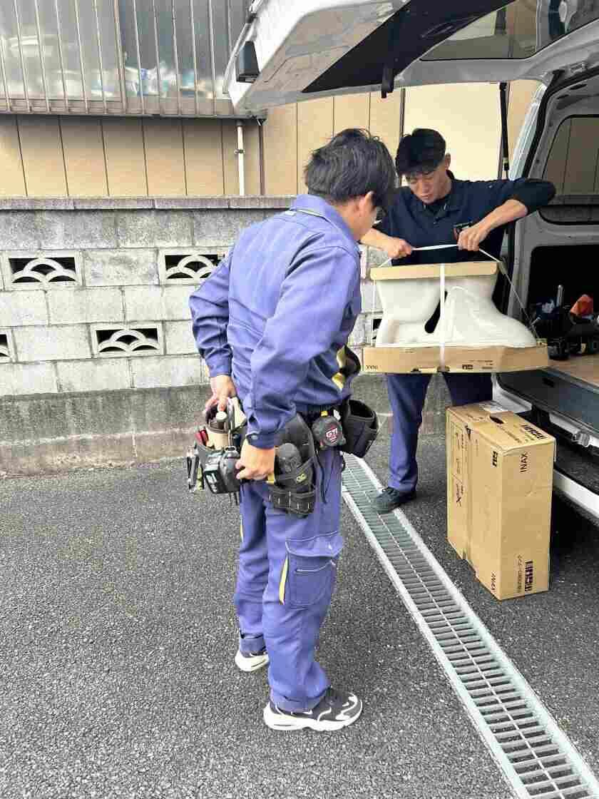 株式会社ケイ・コムレードの制服2