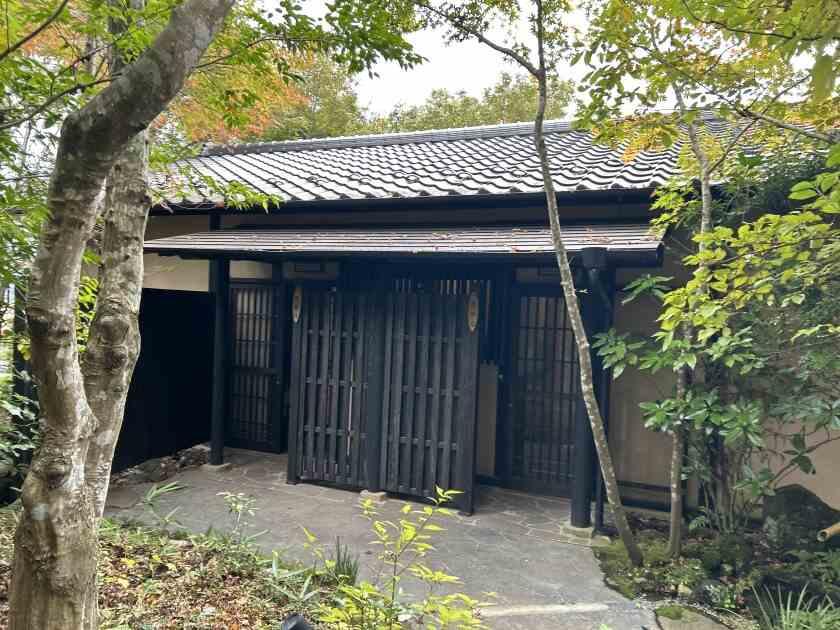 癒しの里の制服2