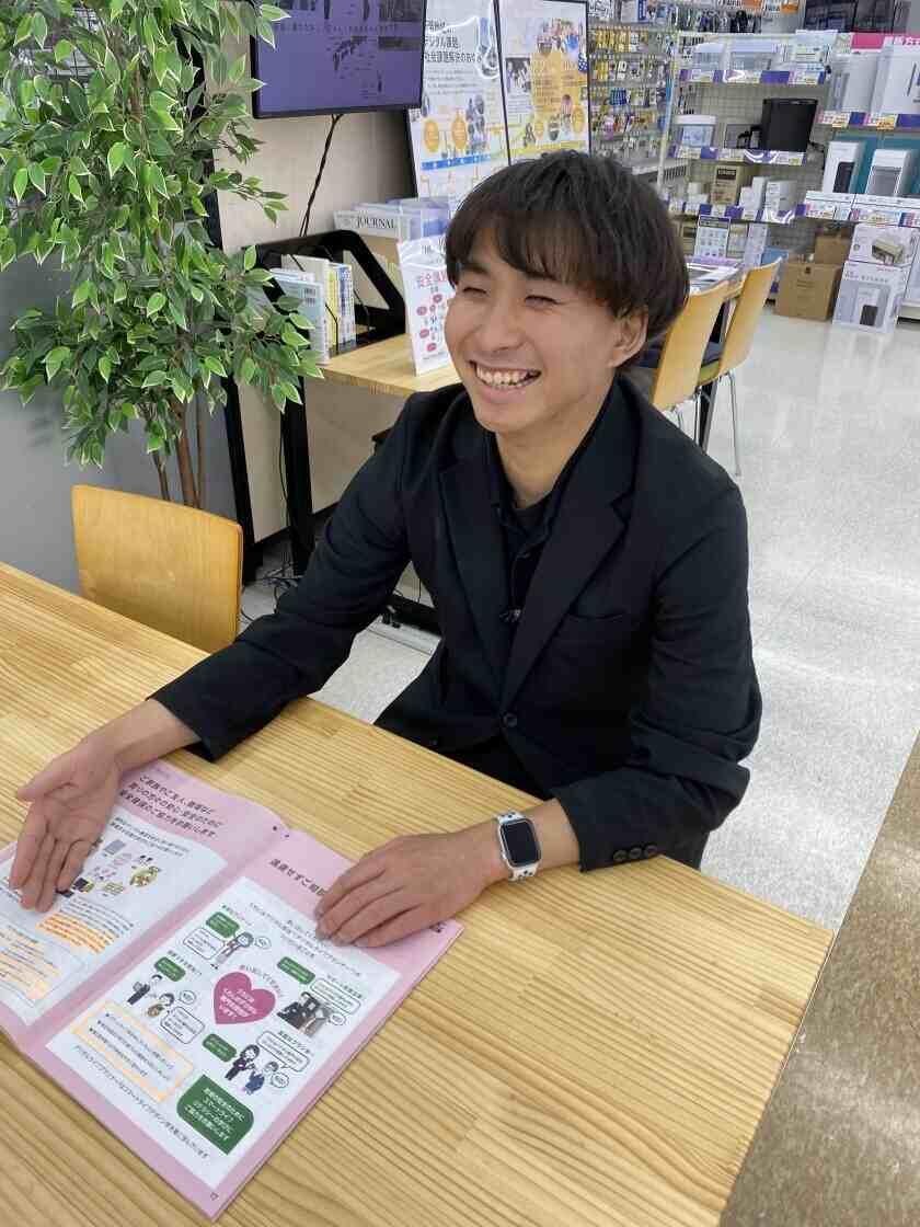 パソコンクリニック ケーズデンキ 金沢本店内店の制服3