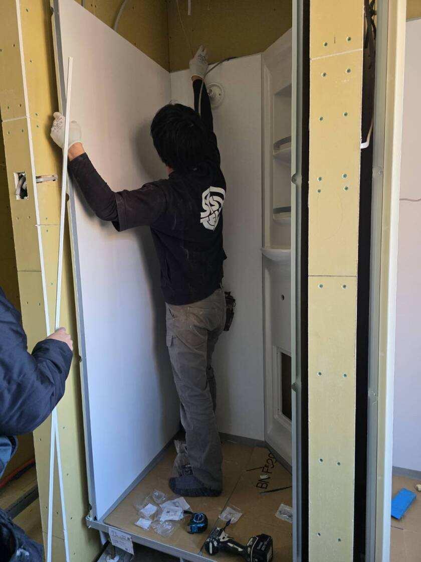 株式会社system H（システムエイチ）の制服2