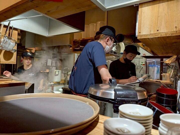 中るラーメン筑紫野店の制服2