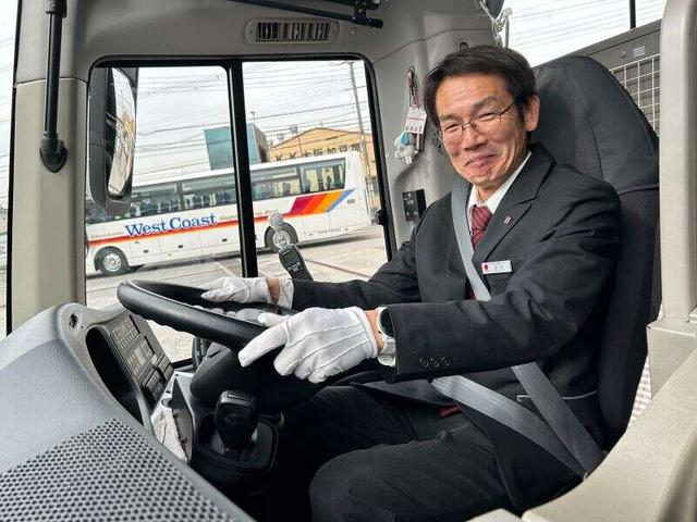 【観光バス】充実の研修制度で運転手デビューにも！定着率◎(軽作業・物流、八尾市)のイメージ画像