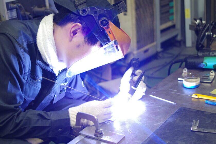 博多シヤリング工業株式会社の制服1