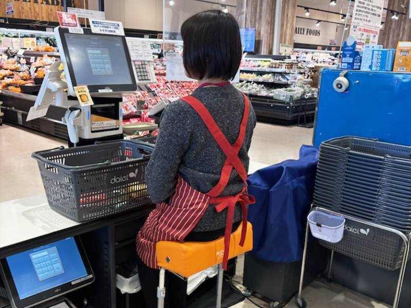 イオンフードスタイル板宿店の仕事画像3