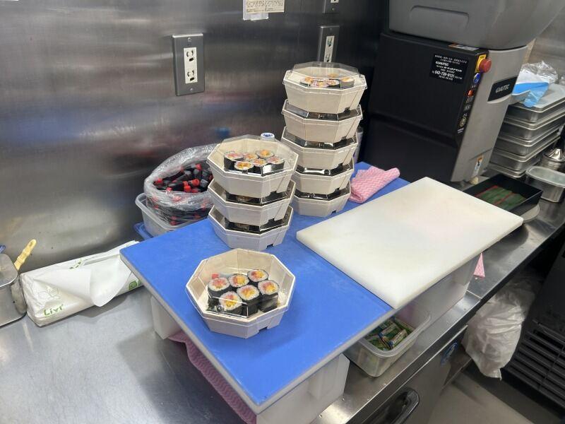 麻布台ヒルズ　やまゆき鮮魚店の仕事画像2