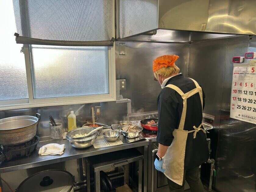 有限会社マルケンフーズの制服2