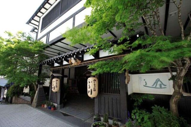 ＼未経験歓迎／浴場＆ラウンジの清掃・片付けスタッフ(サービス、札幌市南区)のイメージ画像