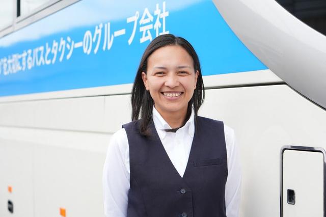 未経験◎女性も活躍！大型連休も取れる★路線バスドライバー(軽作業・物流、千葉市稲毛区)のイメージ画像