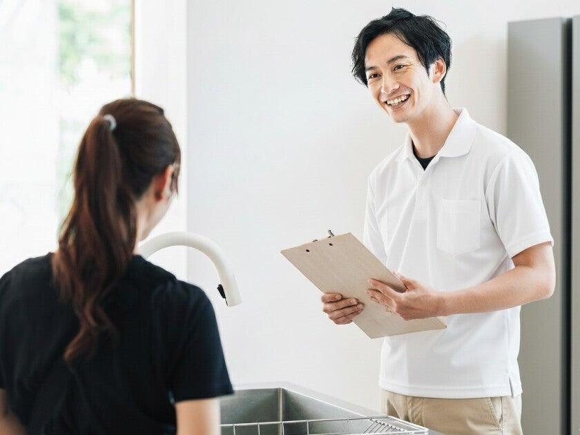株式会社七色の制服1