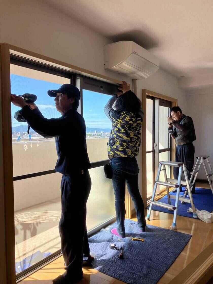 株式会社笠井産業の制服3