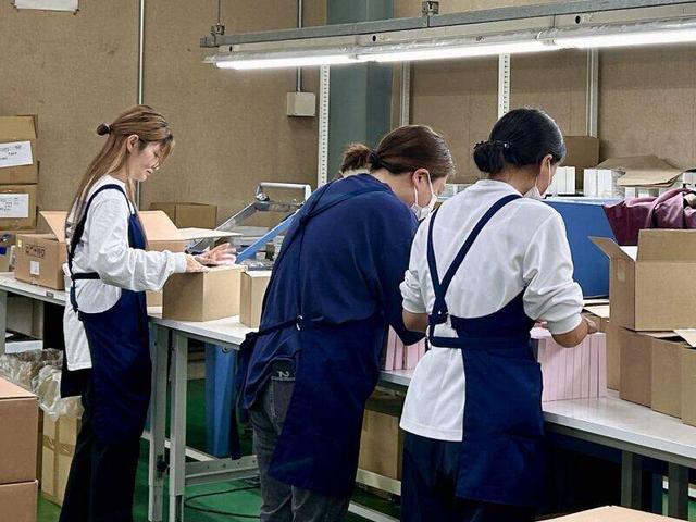 倉庫内作業STAFF｜ブランクOK/扶養内OK/主ふさん活躍中/車通勤OK(軽作業・物流、泉大津市)のイメージ画像