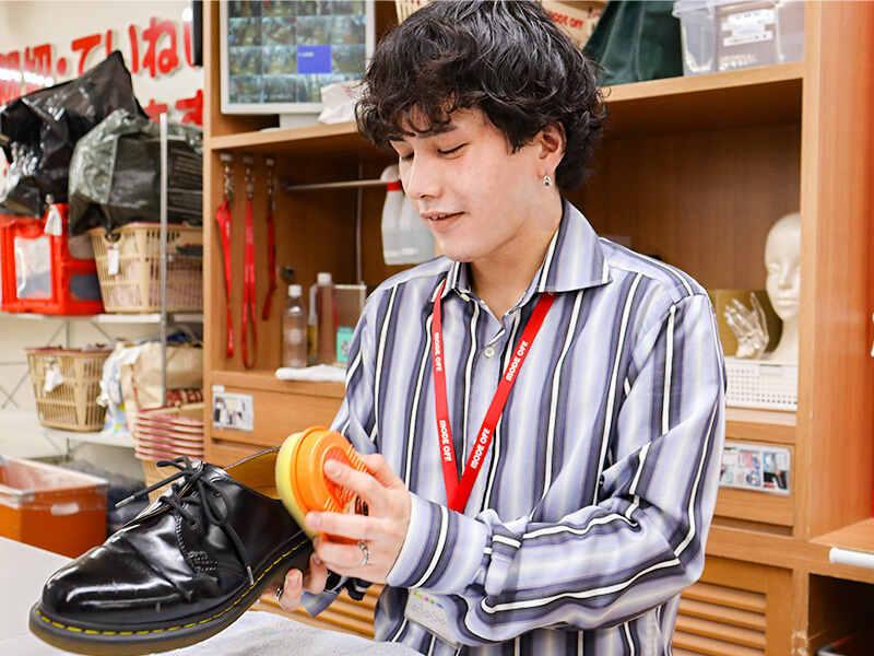 モードオフ成増駅南口店【14018】の仕事画像2