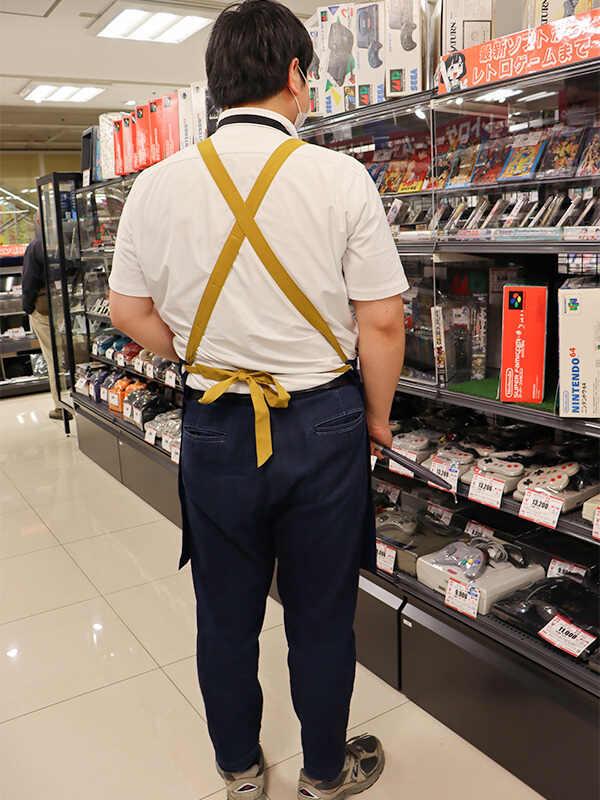ハードオフPC館新潟小新店【114001】の制服2