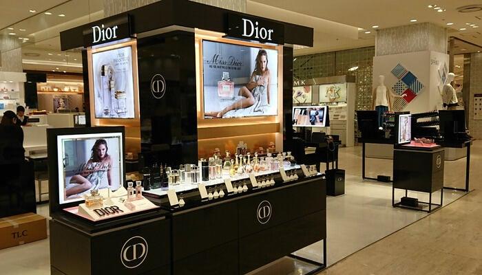 吉祥寺東急　Dior　コスメスタッフの仕事画像3