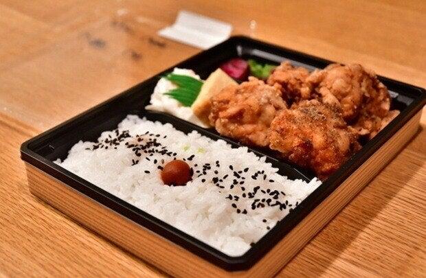 たまひで　からっ鳥　東京大丸店　からあげ　惣菜　お弁当　平日　AM9:00～PM17:00　販売スタッフの仕事画像2