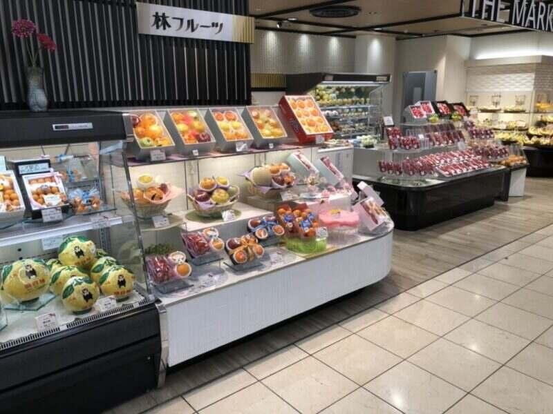 ハヤシフルーツ　日吉東急アベニュー　販売スタッフの仕事画像2