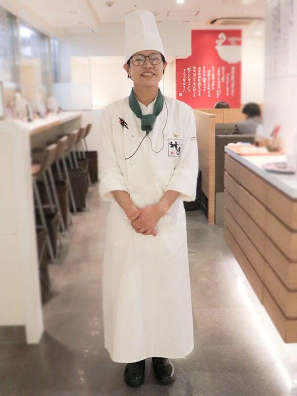 どうとんぼり神座 さいたま新都心けやきひろば店の制服3