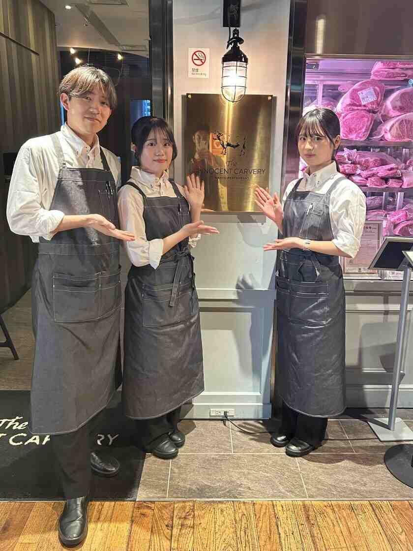 焼肉イノセントカーベリー丸の内の制服2