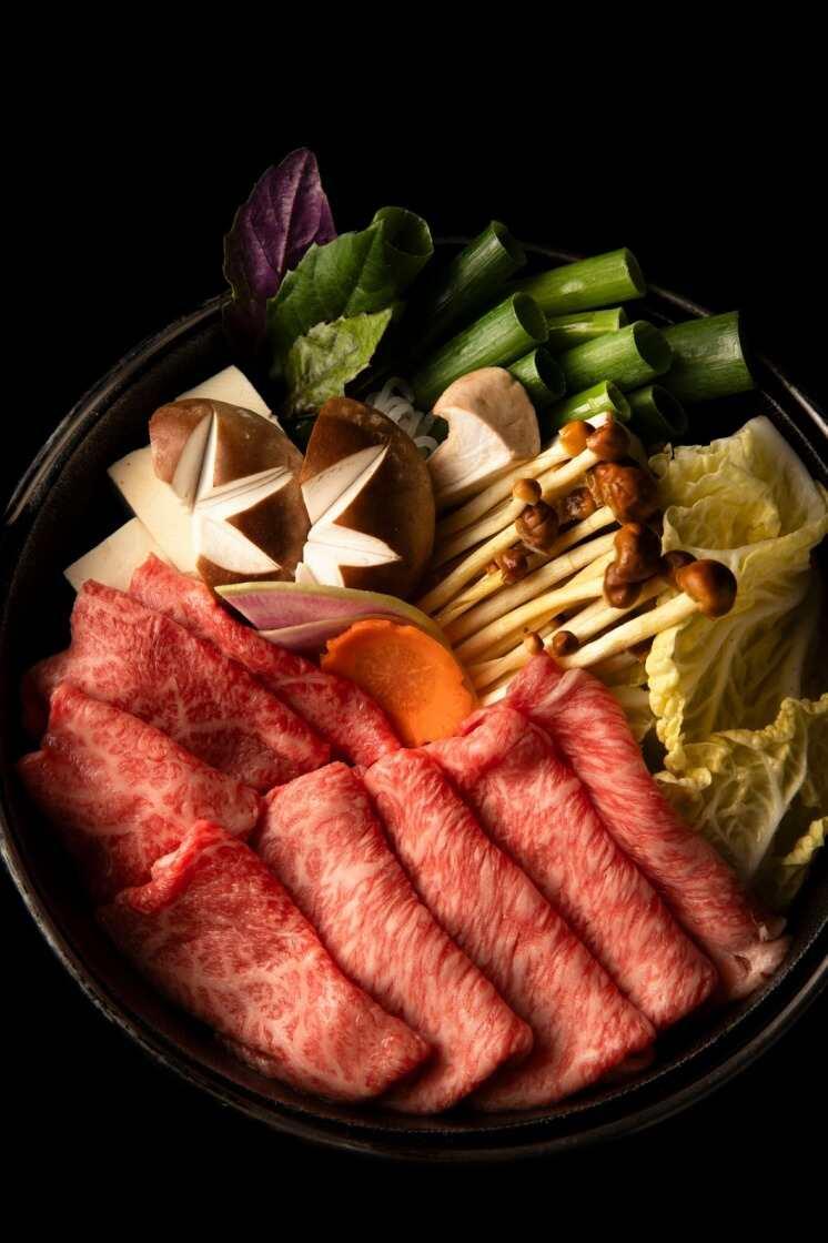 食べ放題 すき焼き十二天の制服6
