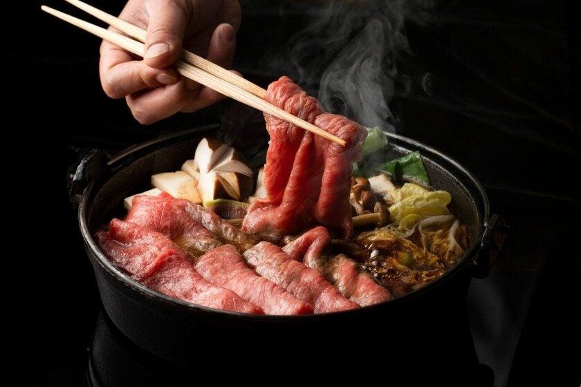 食べ放題 すき焼き十二天の制服5