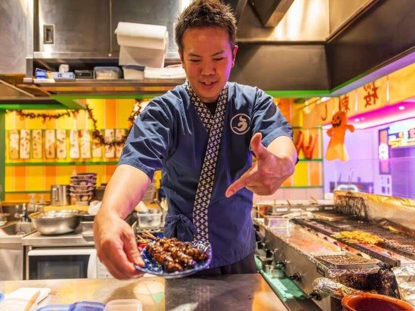 株式会社スパイスワークスの制服3