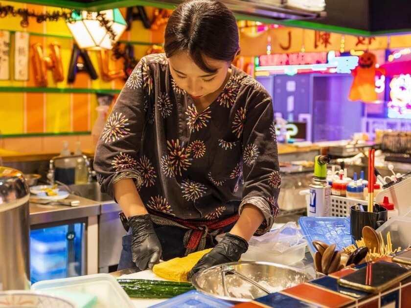 株式会社スパイスワークスの制服1