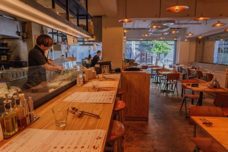 カフェ ラ・ボエム 浜松町の仕事画像1