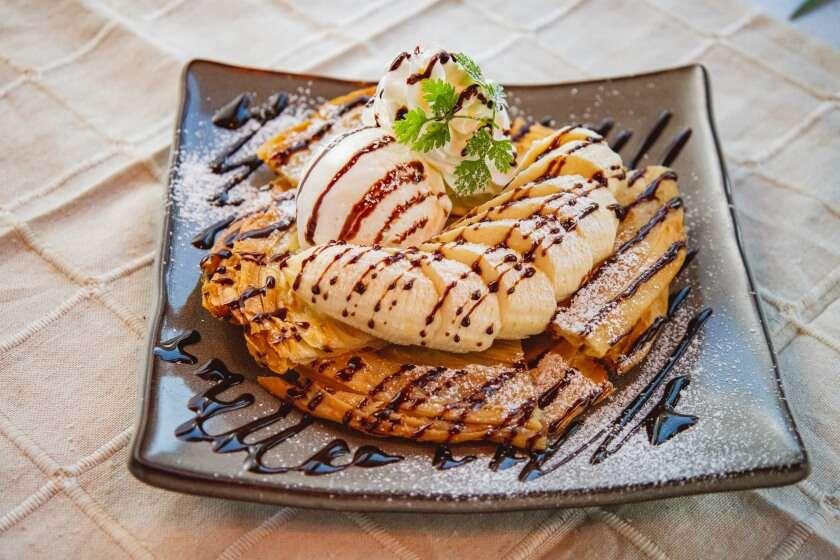 モンスーンカフェお台場の制服4