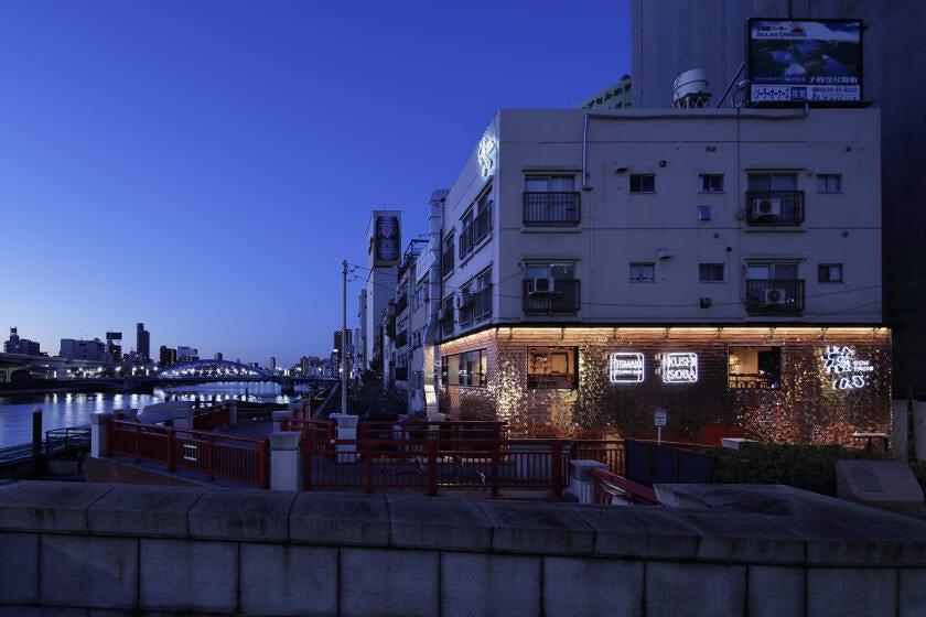 権八 浅草吾妻橋の制服6