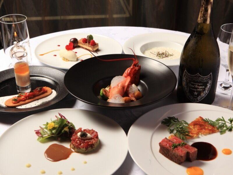 タブローズ　インターナショナルキュイジーヌの制服5