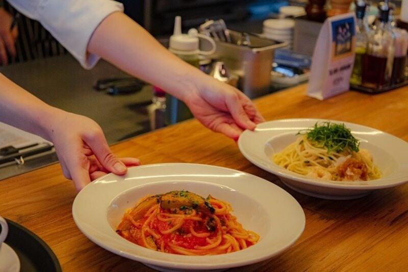 カフェ ラ・ボエム 浜松町の仕事画像2