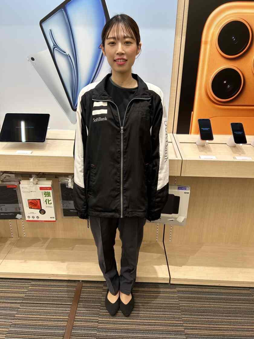 ソフトバンク　浦和美園店の制服1