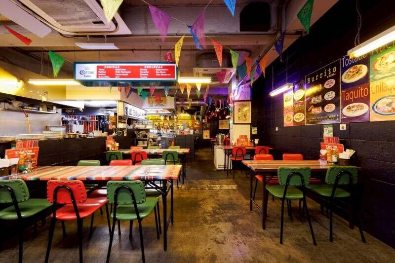 墨国回転鶏料理(ボッコクカイテンドリ)福島店の仕事画像2