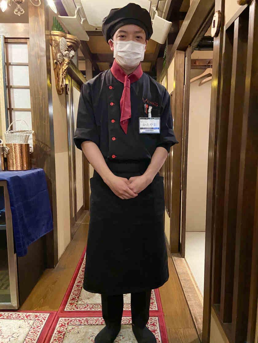 チファジャ 枚方駅前店の制服2